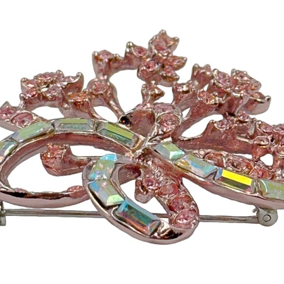 NEW Vintage  ST. JOHN Swarovski Crystals Pin Brooch Pink Flower Signed RARE - Picture 3 of 7